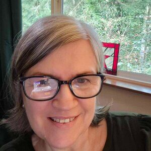 Meet your Posher, Cami